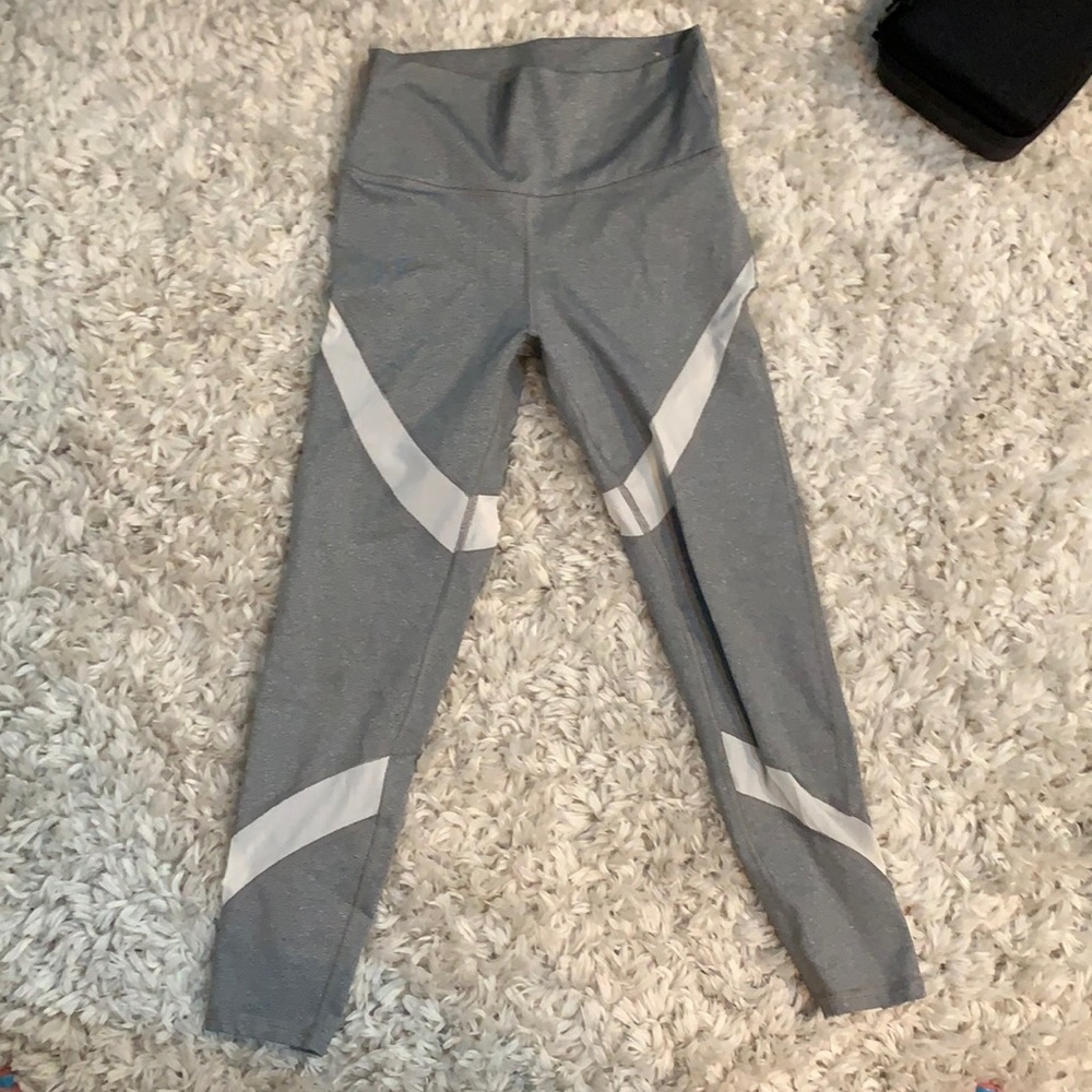 gray Aerie Leggings